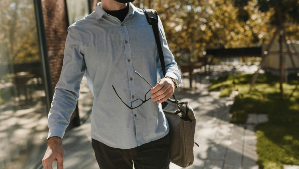 Massive Privacy Concerns With AI Glasses